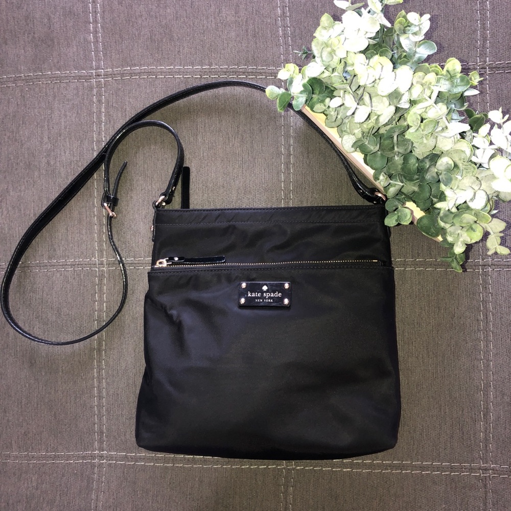 Classic Black Kate Spade Crossbody - SOLD
